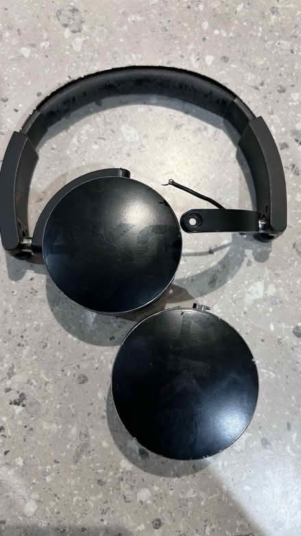 Photo of free AKG C50BT headphones, not working (DE7) #1