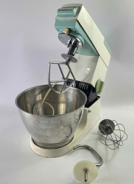 Photo of steel mixing bowl (Deansgrange/Blackrock) #1