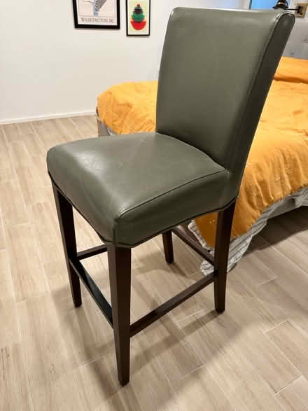 Photo of free Bar stool (SW DC) #2