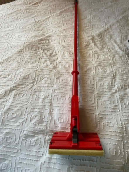 Photo of free Vileda Magic mop (Brooke/kirstead NR15) #2