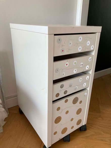 Photo of free Ikea cabinet (St Ann's Wells Gardens area BN3) #1
