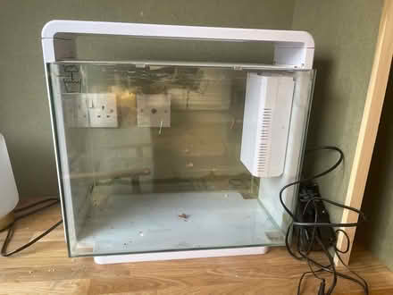 Photo of free 40l fish tank (Botley Road, Oxford OX2) #1