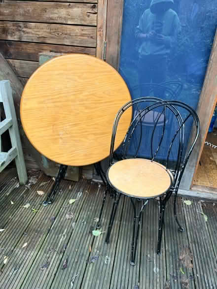 Photo of free Small round table and two chairs (Putney SW15) #2