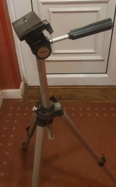 Photo of free tripod (Croydon, Shirley) #2