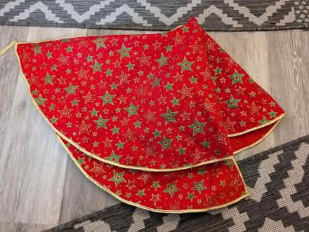 Photo of free Christmas tree skirt (Ingol PR2) #1