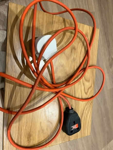 Photo of free Extension lead 1 socket (Beckenham BR3) #1