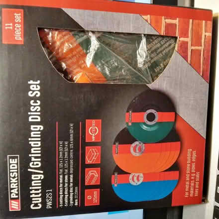 Photo of free Cutting/Grinding Disk Set (Great Moor SK2) #1