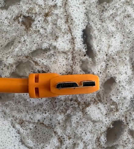 Photo of free Camera connection to computer (West side) #4