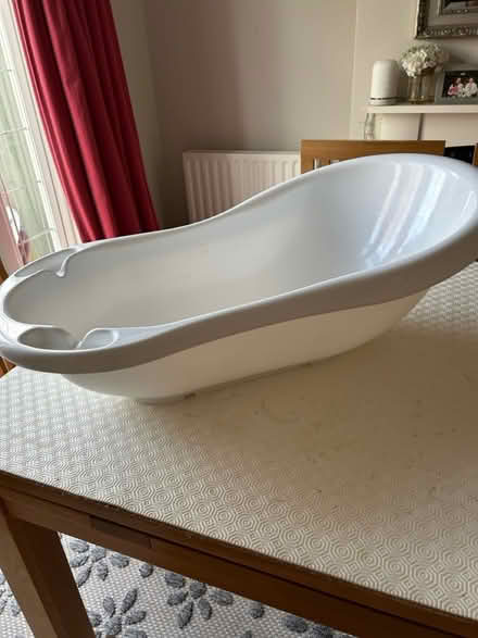 Photo of free Baby bath (Mottingham SE9) #1