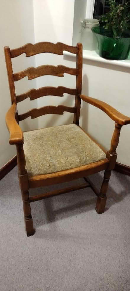 Photo of free Dining table and 6 dining chairs (The Sands DH1) #3