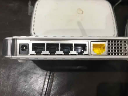 Photo of free 4 x Netgear WGR614 v9 routers (Highams park) #4