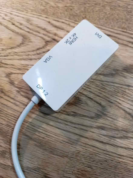 Photo of free USB C to Video (Sheffield S8 0zh) #1