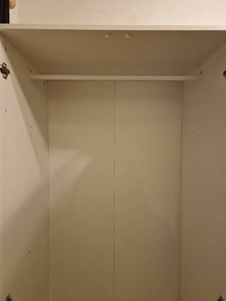 Photo of free Wardrobe (DE24 9AB) #4