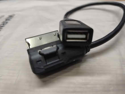 Photo of free AMI to USB Cable (Mosborough S20) #2