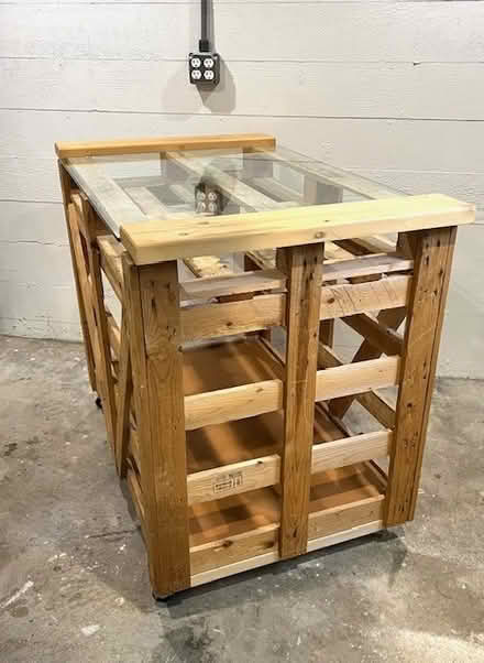 Photo of free Wood Pallet Table (Wedgwood) #2