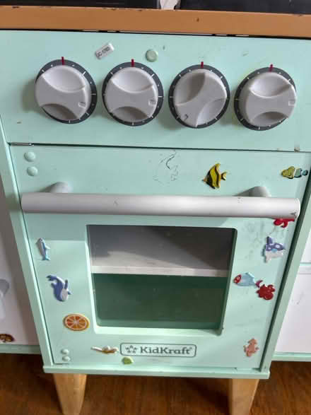 Photo of free Play Kitchen (Harmans) #2