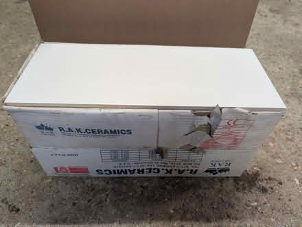 Photo of free 28 large white tiles (Woodgreen, Fordingbridge) #1