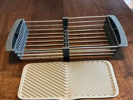 Photo of free Expandable dish drainer (New Windsor, MD) #1