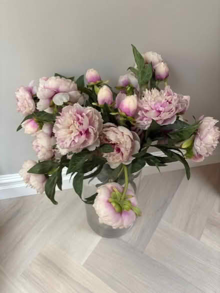 Photo of free Large artificial peonies in a glass vase (Roehampton SW15) #2