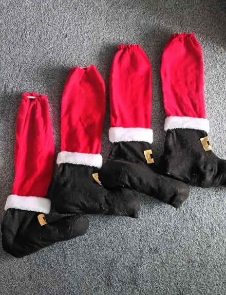 Photo of free Santa feet and legs (S20 Waterthorpe) #1
