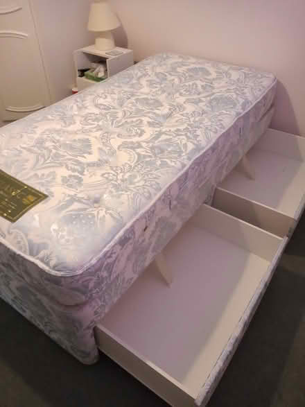 Photo of free SINGLE 3' Divan BED (Highcliffe BH23) #3
