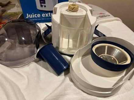 Photo of free Electric juice extractor (Linslade LU7) #3