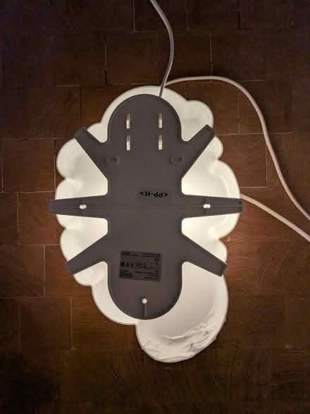 Photo of free IKEA Drömsyn cloud light (Preston PR2) #2