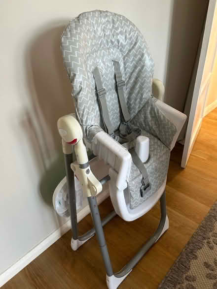 Photo of free High chair (Mottingham SE9) #3