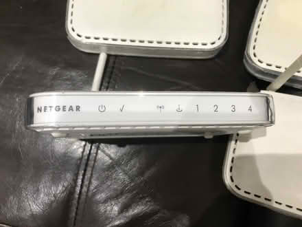 Photo of free 4 x Netgear WGR614 v9 routers (Highams park) #3