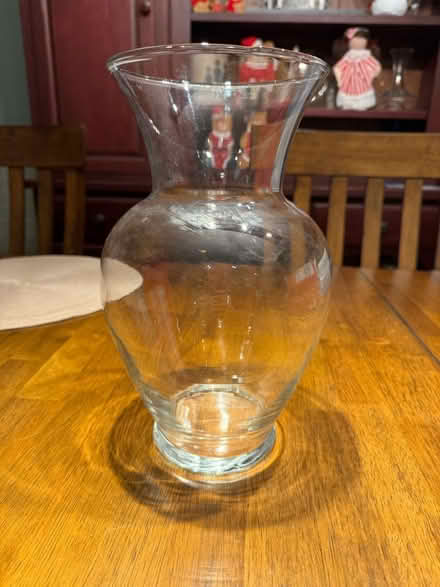 Photo of free Glass vase (Succasunna) #1