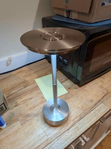 Photo of free 11" rechargeable touch table lamp (02452) #1