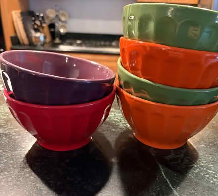 Photo of free 6 cereal bowls --easy front porch (N Cleveland Park/Tenleytown) #1