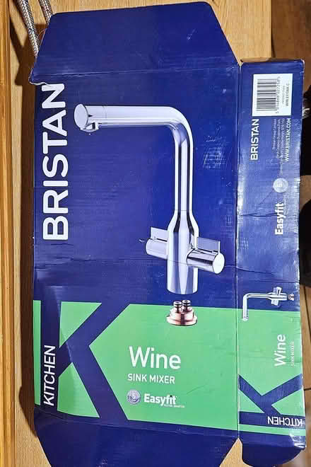 Photo of free 2 Taps, Toilet Roll, Shower head (Bwlchgwyn) #1