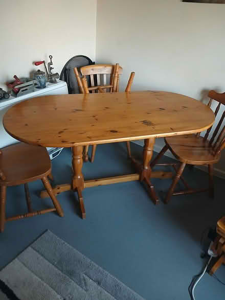 Photo of free Pine Kitchen Table (PO138BD) #1