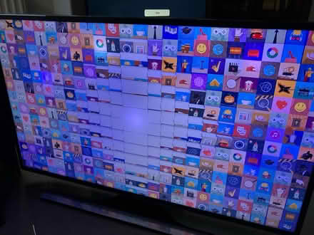 Photo of free 40” TV (with fault see photos) (Wellington TF1) #2