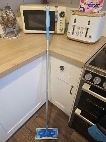 Photo of free Flashmop (Malvern Link WR14) #2