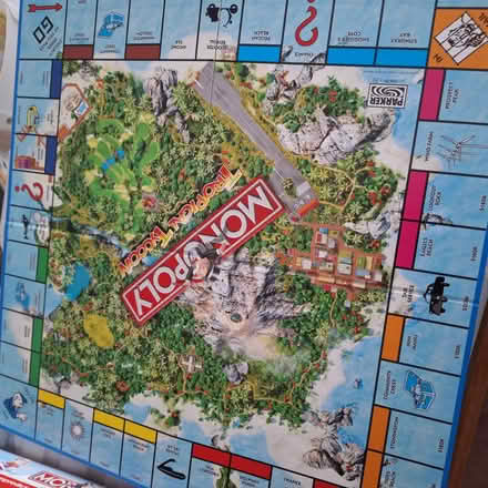 Photo of free dvd monopoly minus dvd (Seaside BN22) #1