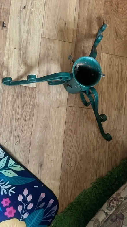 Photo of free Xmas tree stand (Worle BS22) #2