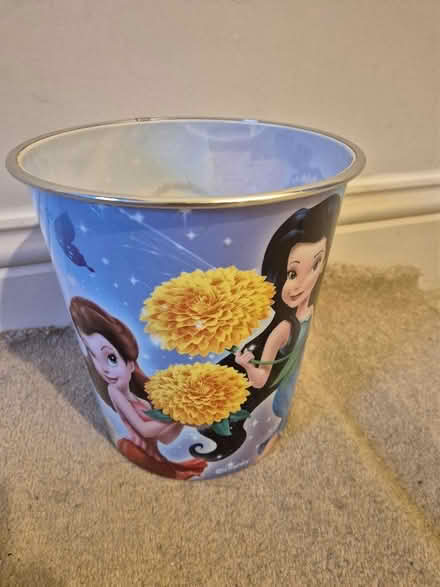 Photo of free Disney style character bin (Eton SL4) #1