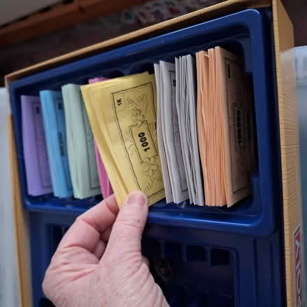 Photo of free dvd monopoly minus dvd (Seaside BN22) #3