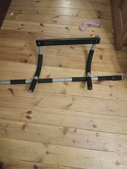 Photo of free Pull up bar (Eastville) #1