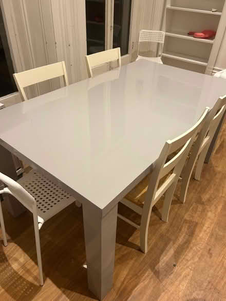 Photo of free dining table (Earls Court SW5) #1