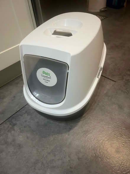 Photo of free Hooded cat litter box (Hollingdean BN1) #1