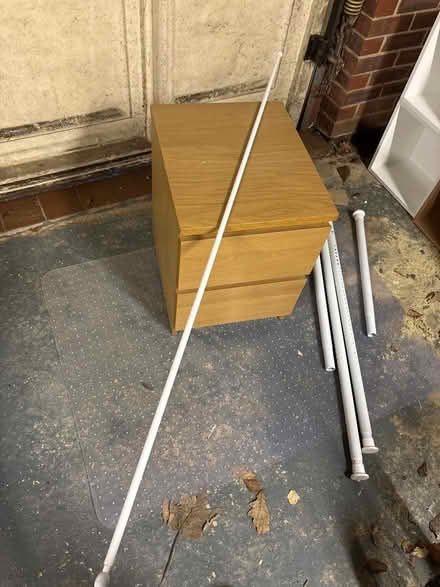 Photo of free Extendable net pole (Waterlooville PO8) #1