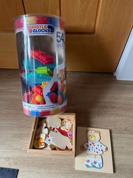 Photo of free Bristle blocks and teddy bear game (Bearsted) #1