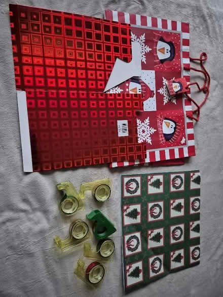 Photo of free Assorted Xmas Cards, Tags, Bows + Other (Handforth SK9) #4