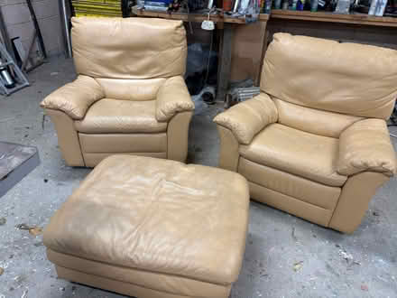 Photo of free Natuzzi Leather Recliner Chairs (M1 near Balbriggan) #1
