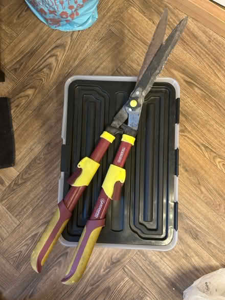 Photo of free Garden Shears (Blyth NE24) #1