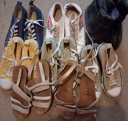 Photo of free Girls shoes size 6 - TW1 (Twickenham (St Margarets) TW1) #1