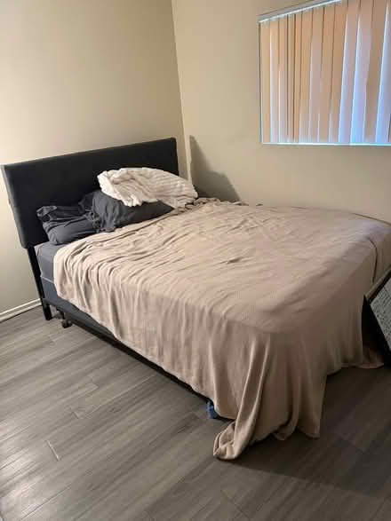 Photo of free Queen size bed (Canoga park) #1